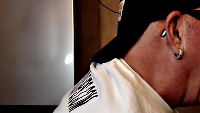 Mouthjizzed gloryhole DILF sucks POV rod in closeup