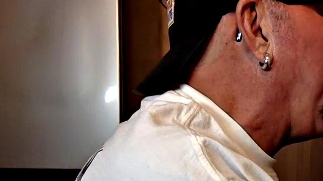 Mouthjizzed gloryhole DILF sucks POV rod in closeup