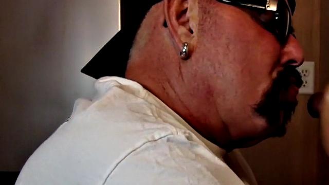 Mouthjizzed gloryhole DILF sucks POV rod in closeup