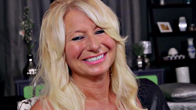 Meet Annellise and Pointy Nipples