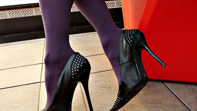 Chelsea Marie, Isabelle Ferreira, and Carla Abiazza - Fetish Frenzy 6