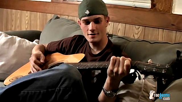 Bryce Corbin Busts a Huge Hot Load