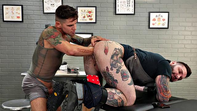 FistingInferno - Beefy Tattooer Rosebuded By Fist