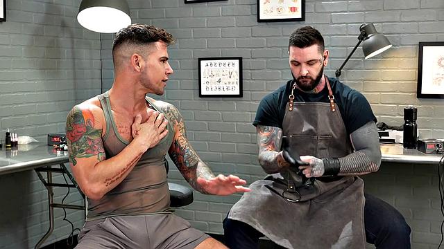 FistingInferno - Beefy Tattooer Rosebuded By Fist