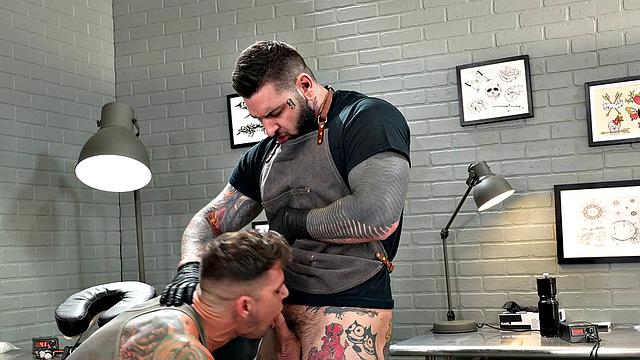 FistingInferno - Beefy Tattooer Rosebuded By Fist