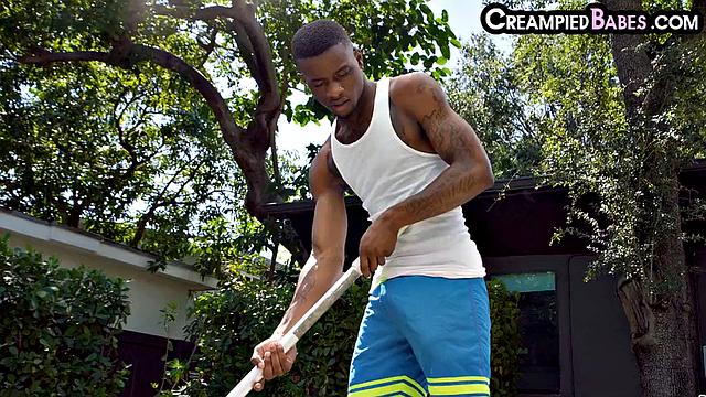 Big ass cougar cockriding BBC outdoors