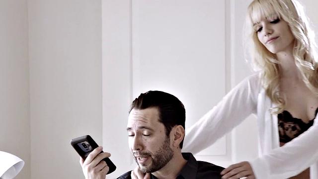 Seductive babe in stockings rammed after blowjob