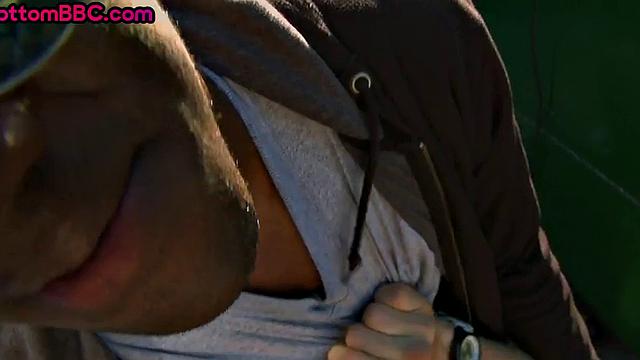 Real black thug publicly assnailed outdoors by white dude