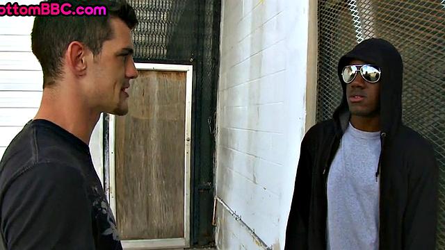 Real black thug publicly assnailed outdoors by white dude