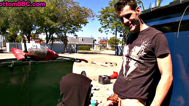 Real black thug publicly assnailed outdoors by white dude