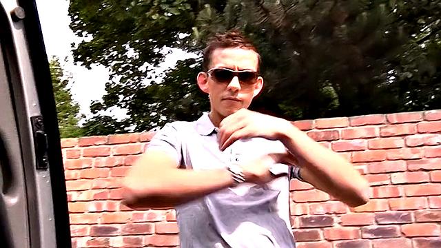 Зака подбирают и трахают - Дэйв Хилтон, Джастин Бейбер и Зак Райдер