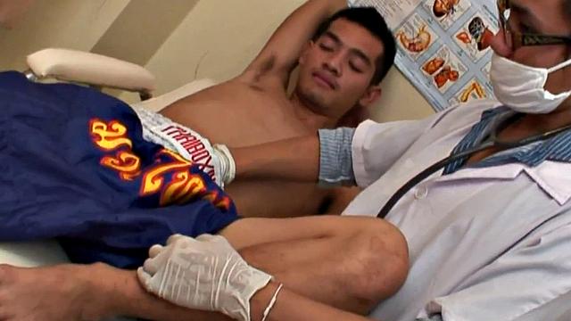 Sportive Asian twink bareback fucked in infirmary by a doctor