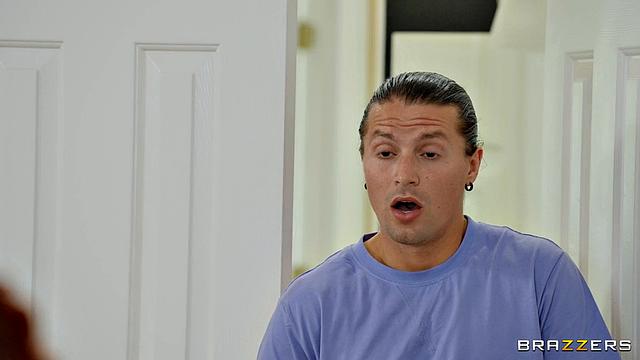 Double Roomie Freeuse Gangbang