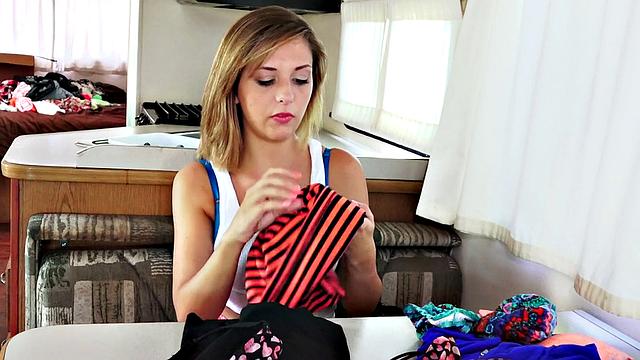 Ohio Hottie Banged in RV