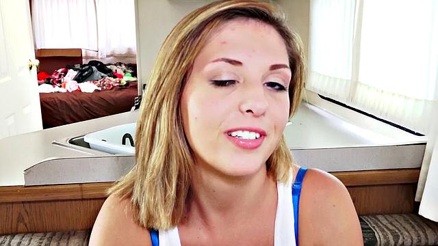 Ohio Hottie Banged in RV