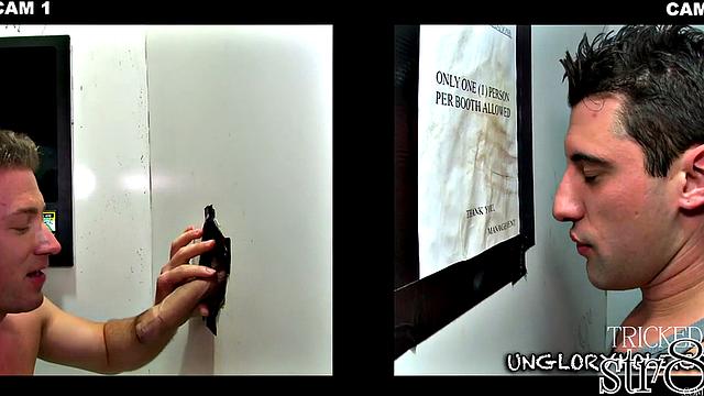 Nasty str8 dude fooled in gloryhole