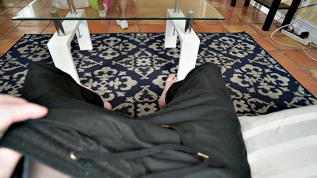 Stunning Ebony maid bangs boss for extra money