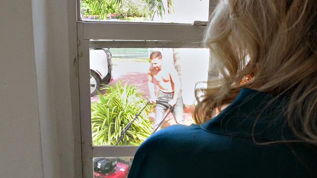 Leah L'Amour does it!