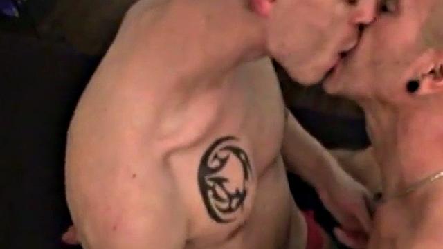 Tattooed German stud fucks BF at home till cumshot