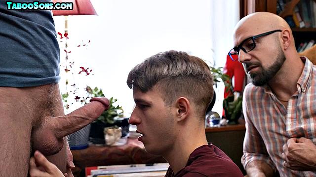 Petite 21yo jock buttfucked by DILFs