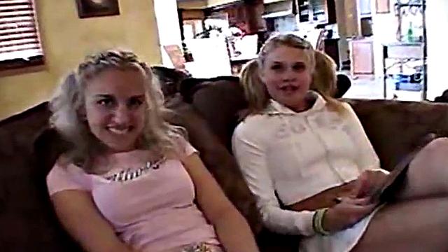 Amateur solo teen babe masturbates at sleepover