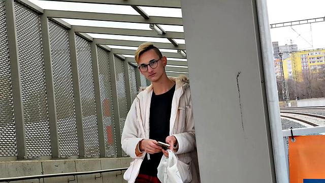 Тристан Веббер трахает Адама Барнса