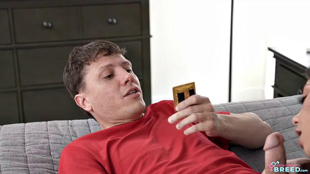 Stepmom Shows How To Get Pregnant - S3:E7