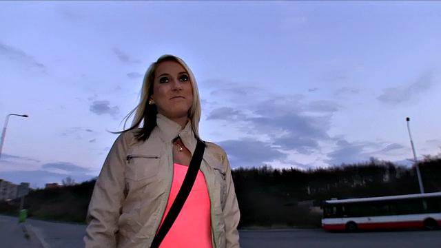 Agent convinces blonde to fuck in the outdoors with his hot blowjob and handjob skills