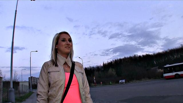 Agent convinces blonde to fuck in the outdoors with his hot blowjob and handjob skills