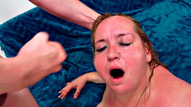 kandi kiss сосёт и ловит густой фейсит