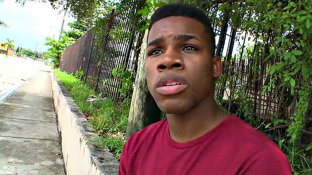 Amateur Black round ass picked up and fucked outdoor