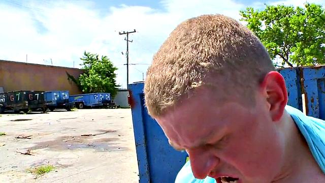 Amateur Black round ass picked up and fucked outdoor