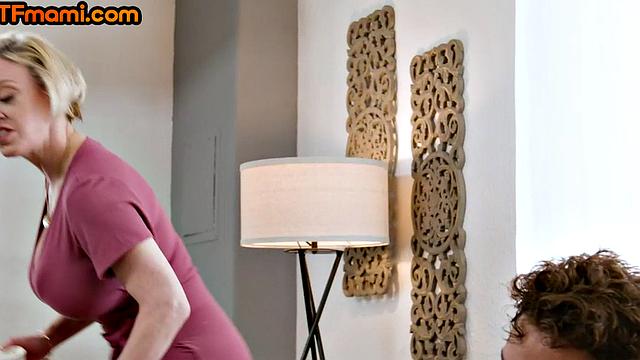 Anal loving stepmom gets her asshole rammed by stepson