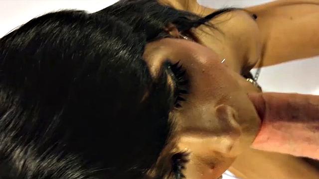 Jame: Rock Hard Rock Girl