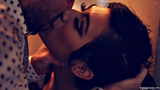 White Room with Aubrey Luna