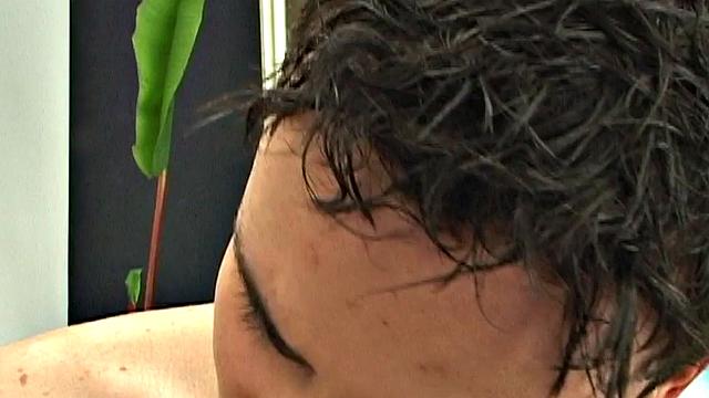 Amateur Spanish twink fucks boyfriend's ass till cumshot at home