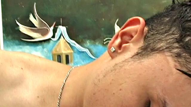 Amateur Spanish twink fucks boyfriend's ass till cumshot at home