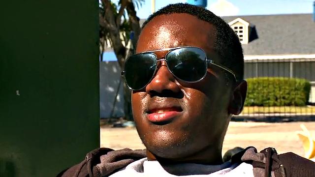 Public thug picked up and banged outdoors