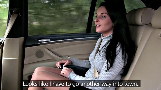 Long-legged hottie in lace stockings gives a steamy cowgirl ride