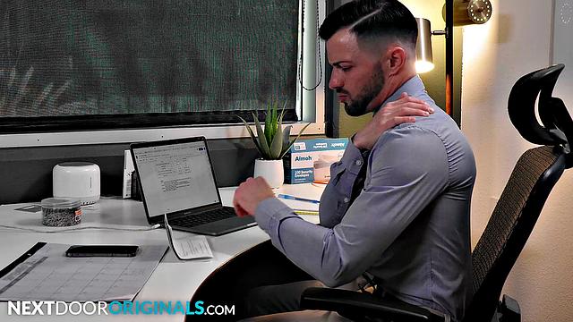 NextDoorStudios - Clumsy BBC Masseur Drills Client