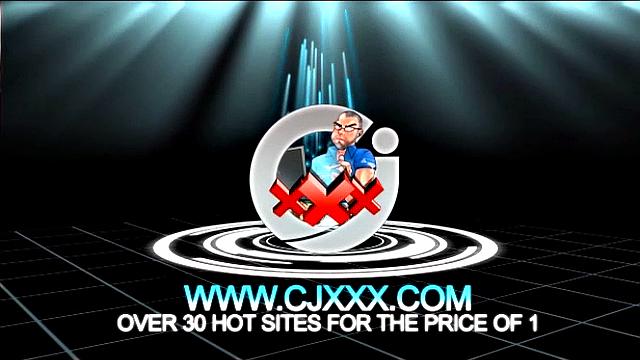 zeek дрочит и мощно кончает