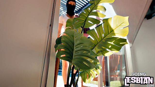 Busty cougar threesome with cute petite 21yo