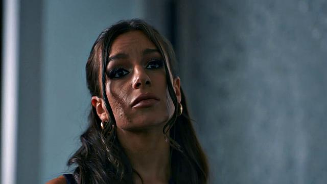 Stunning babe creampied by lover after passionate sex