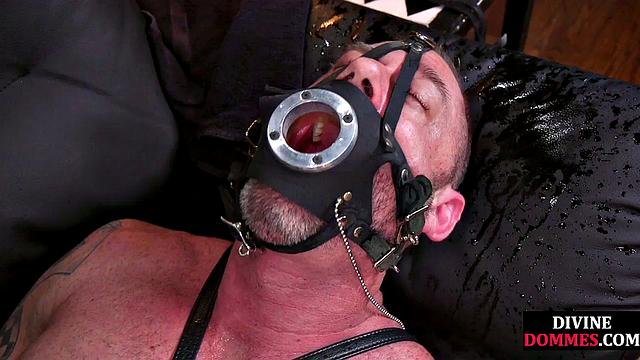 Pierced girl dominates hardtied incel