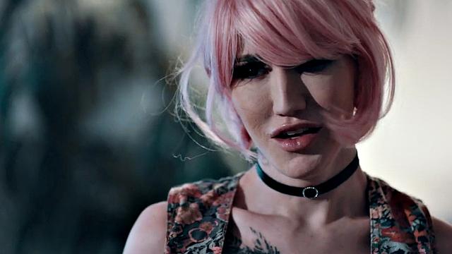 Inked trans drilled barebacked while riding boyfriend