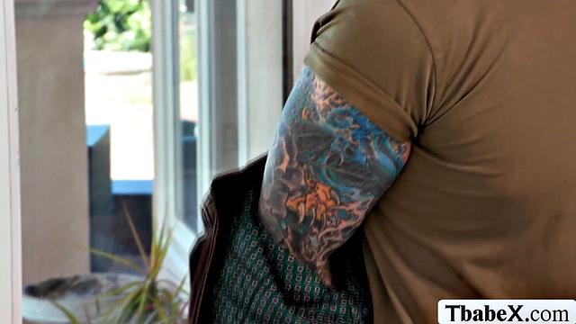 TS Chanel Chance знакомится с пасынком босса и сразу берет его в рот, потом отдается в анал по полной программе.