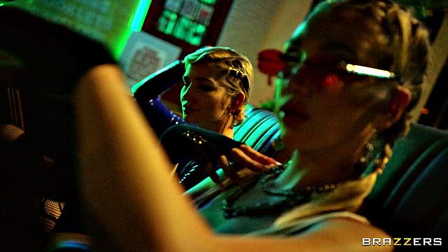 Head High, Headlights