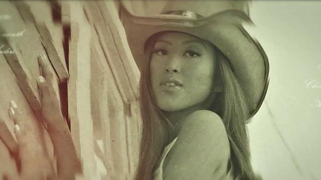 алексия андерс скачет сверху и получает жёстко на улице