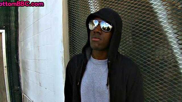 Black public stud assbanged outdoors in pickup for paid anal