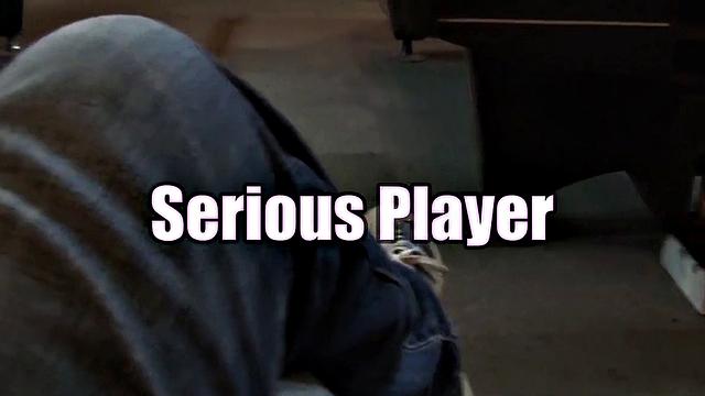 зел строит из себя скромницу, а в постели разносит хуй по полной